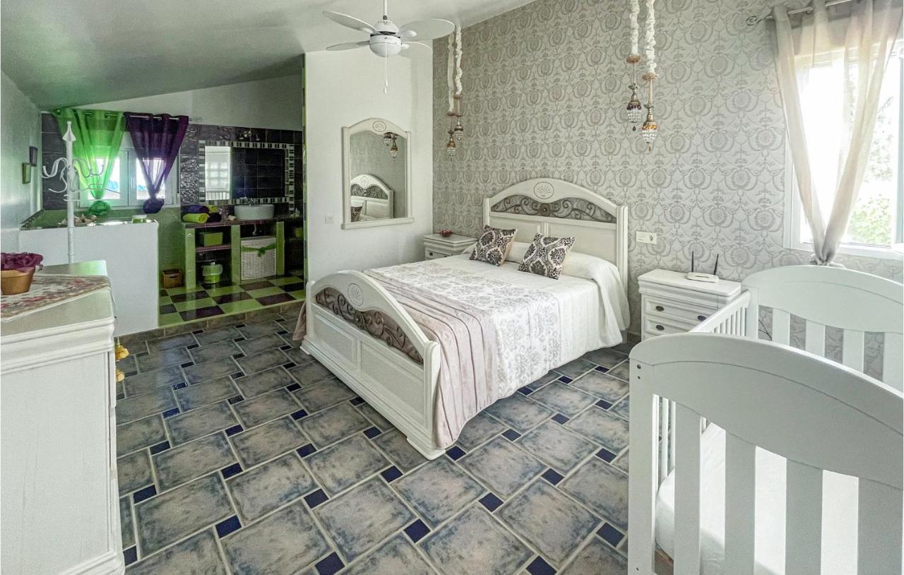 Amazing Home In Las Terreras, Lorca With Kitchen Las Lomas de Laston Bagian luar foto